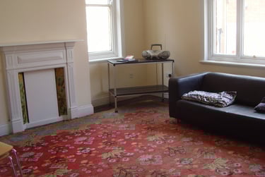 3 bed flat, Broad Street, City centre, Wolverhampton, WV11HP - Image 4